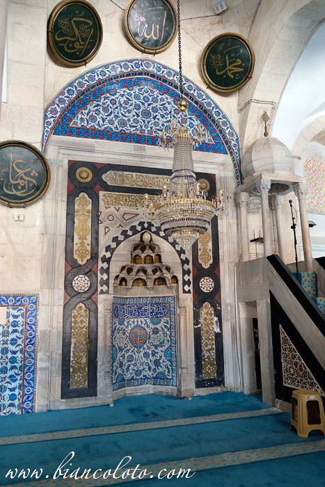 Интерьер. Большая мечеть в Адане