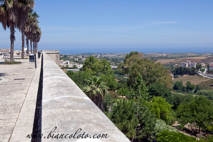 Панорамный вид. Алькамо