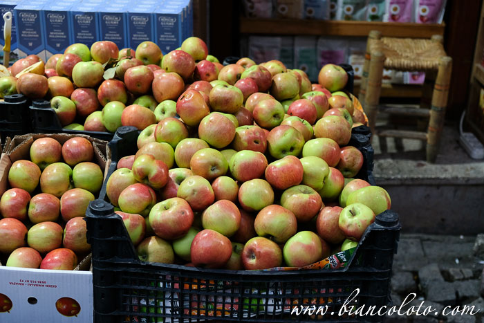 Яблоки из Амасьи