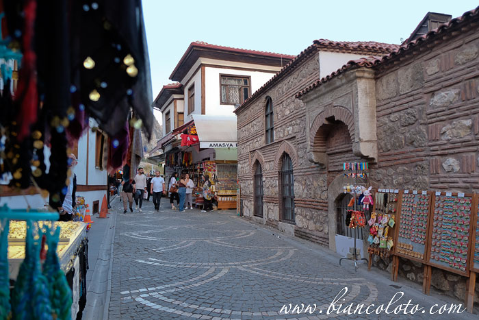 Старый квартал Хатуние. Амасья