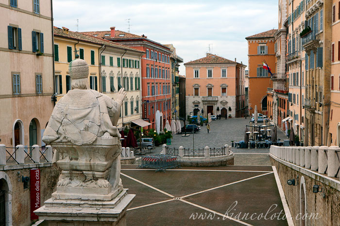 Папа Клемент XII. Анкона