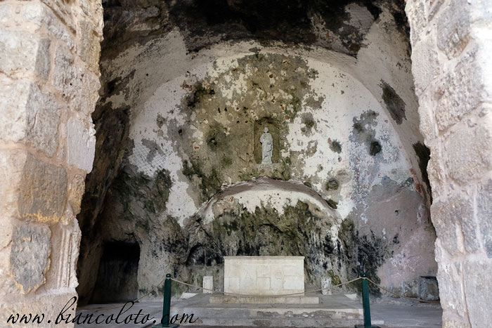 Пещерная церковь Святого Петра в Антакье