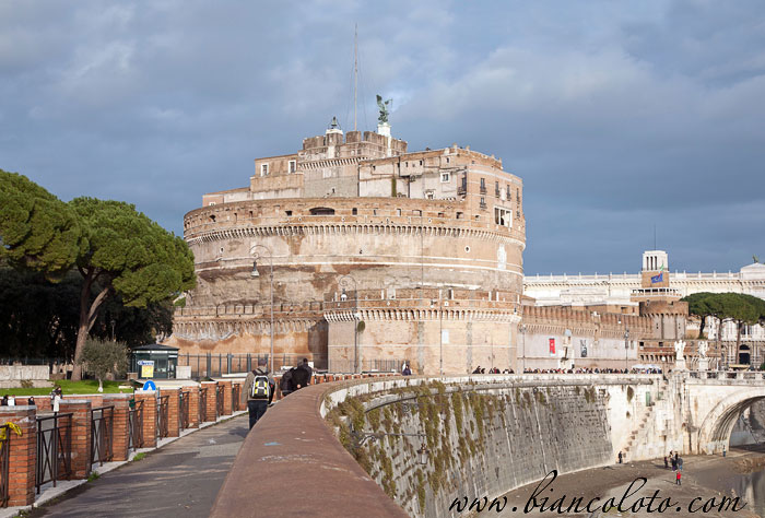 Замок Святого Ангела 