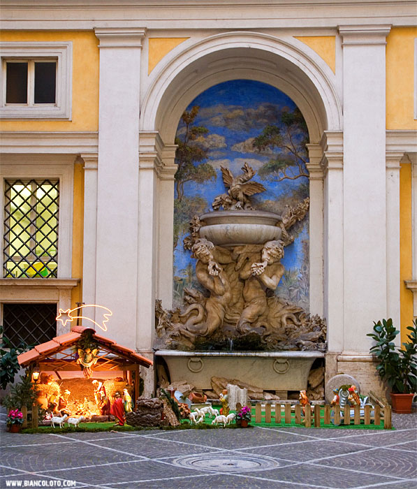 Фонтан во дворе дворца Германика Унгарико