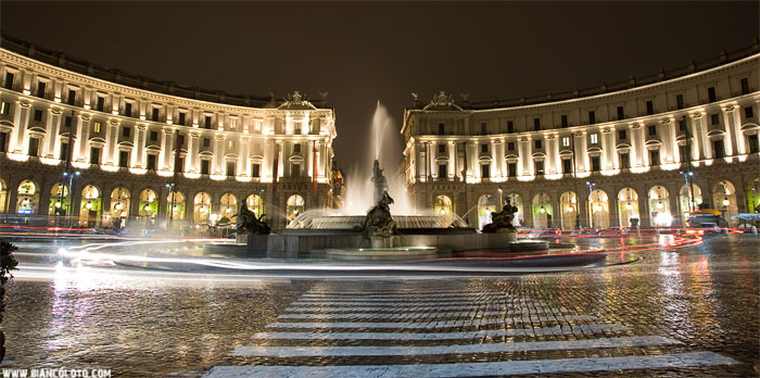 Площадь Республики