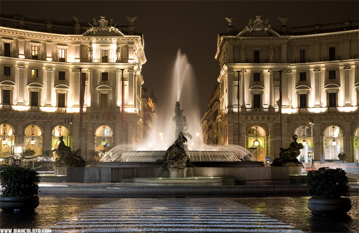 Площадь Республики