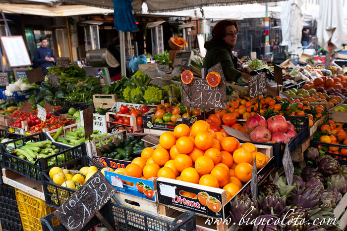Рынок на Campo de' Fiori.