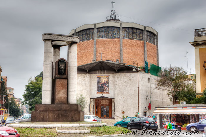 Церковь Семи Святых Основателей на via Bari