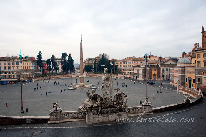 Площадь Пополо