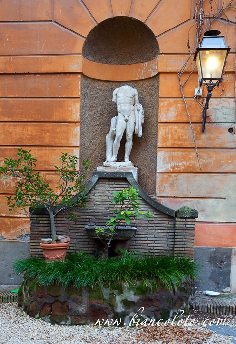 Дворик на Via Margutta. Рим.