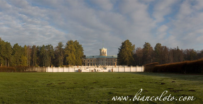 Архангельское, Большой Дворец