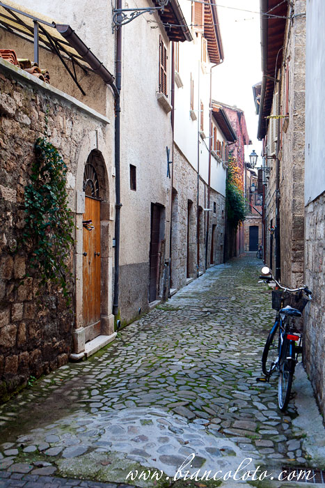 Улица Асколи Пичено.