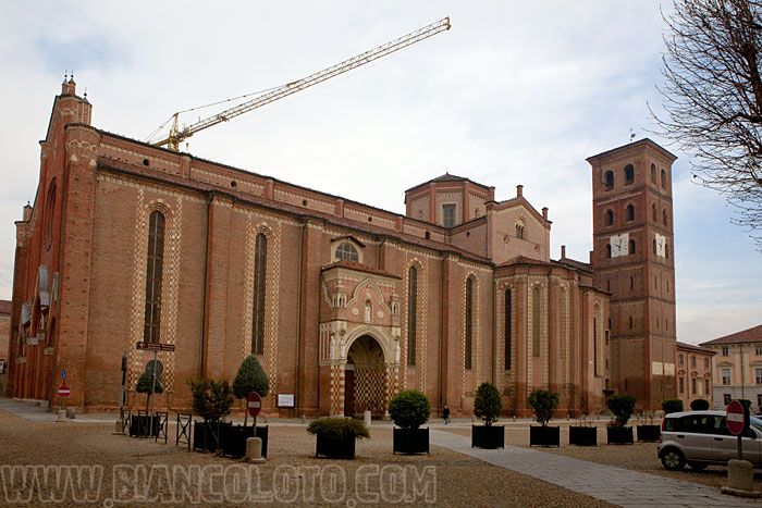 Кафедральный собор Санта-Мария-Ассунта. Асти