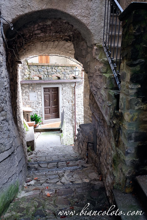 Баньоне (Bagnone)