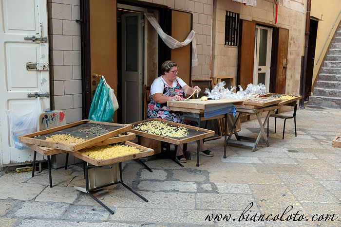 Улица ореккьети 