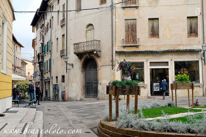 piazzotto Montevecchio