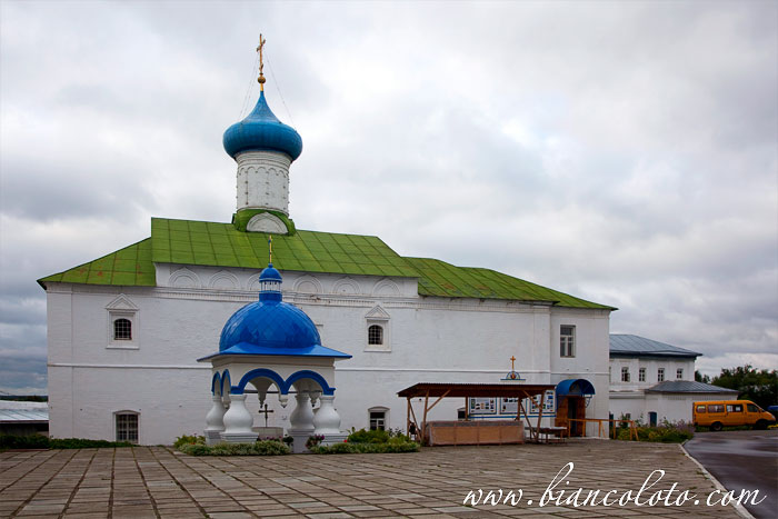 Боголюбский монастырь