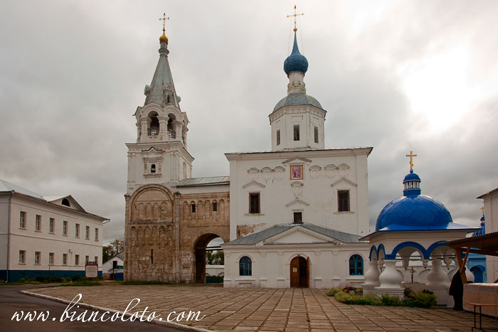 Боголюбский монастырь