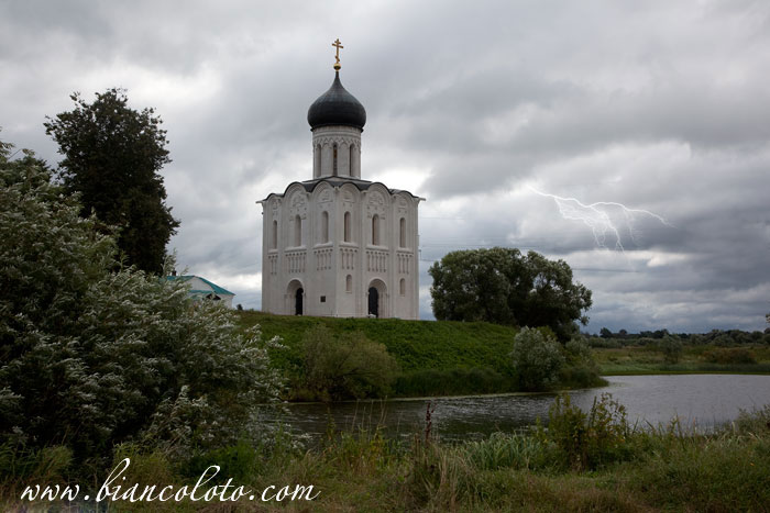 Покров на Нерли