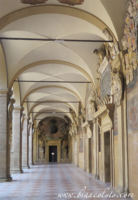 Болонский университет