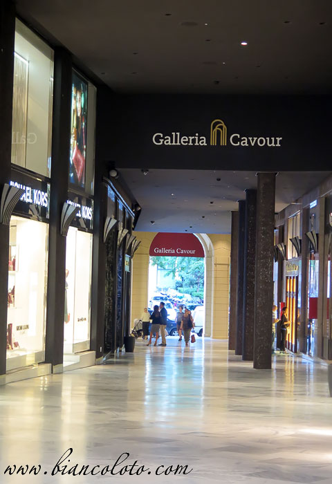 Шопинг в Болонье