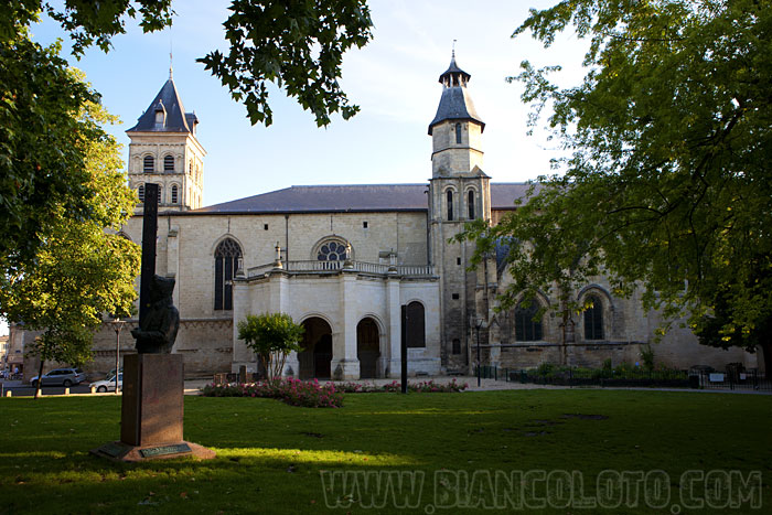 Базилика Святого Серена. Бордо