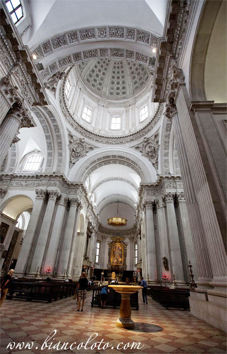 Интерьер. Кафедральный собор