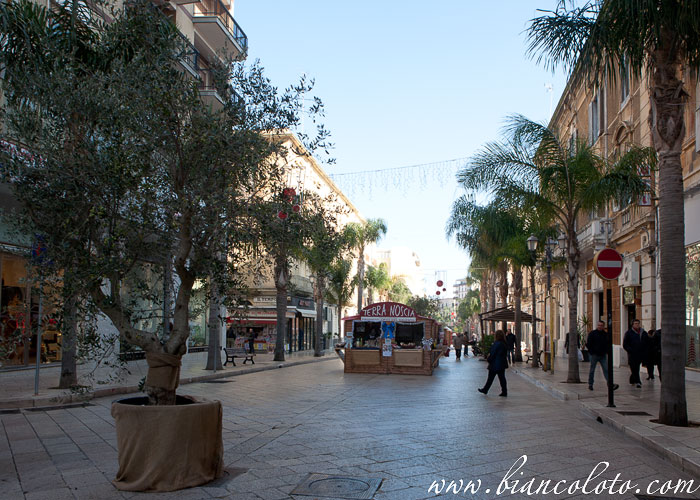 Торговая улица. Бриндизи