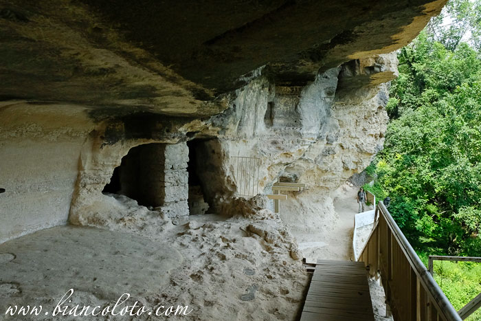 Скальный монастырь Аладжа