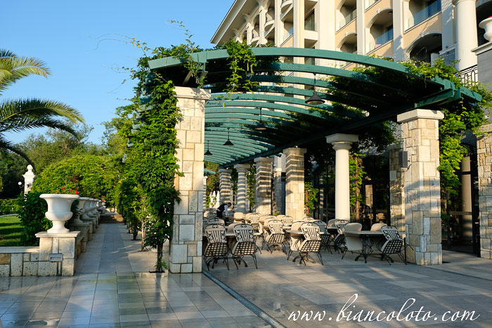 Отель Astor Garden 5*