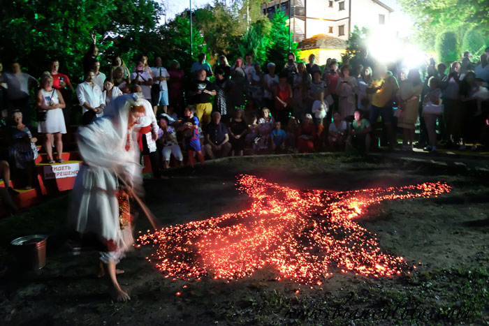 Танцы на углях