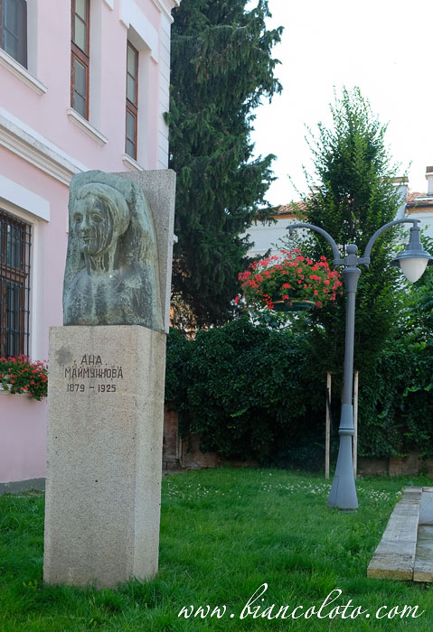 Анна Маймункова