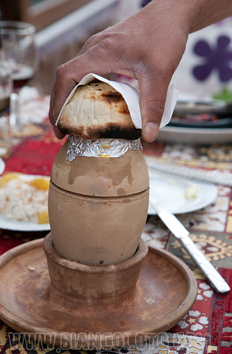 Testi kebabi. Каппадокия. Турция.