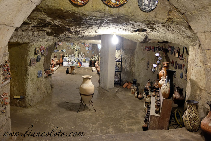 Подземная гончарная мастерская в Аваносе. Каппадокия