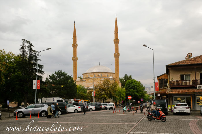 Центральная Новая мечеть. Аванос. Каппадокия