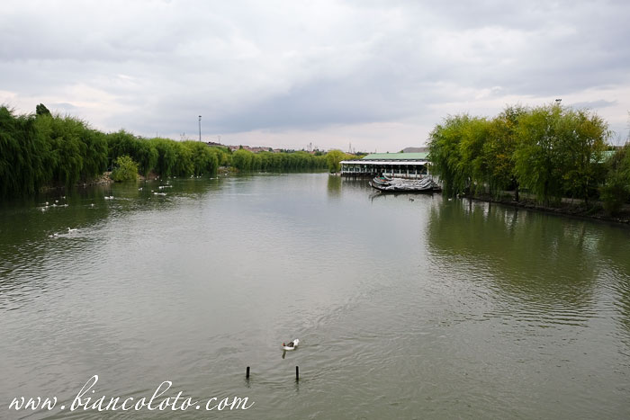 Река Кызылырмак в Аваносе. Каппадокия