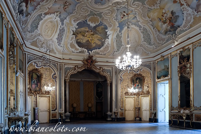 Палаццо Бискари