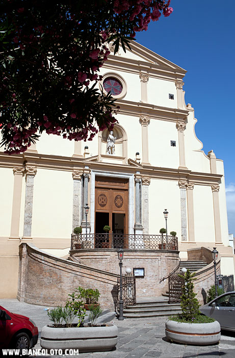 Катандзаро