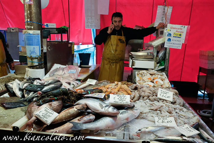 Рыбный рынок