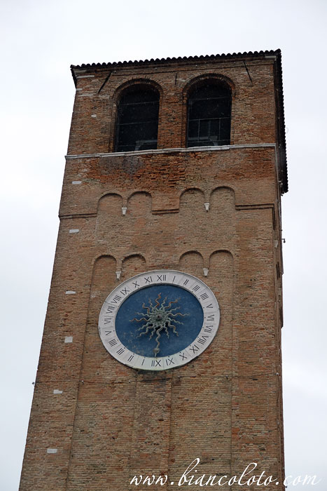 Часы на башне