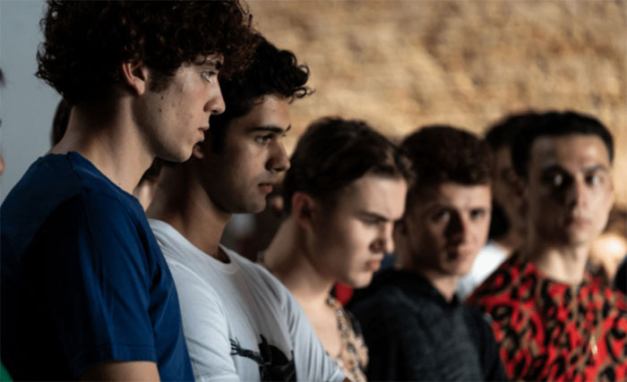 Море вокруг