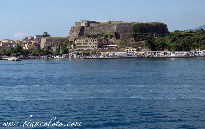 Новая крепость Корфу