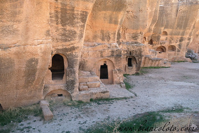 Гробница. Дара