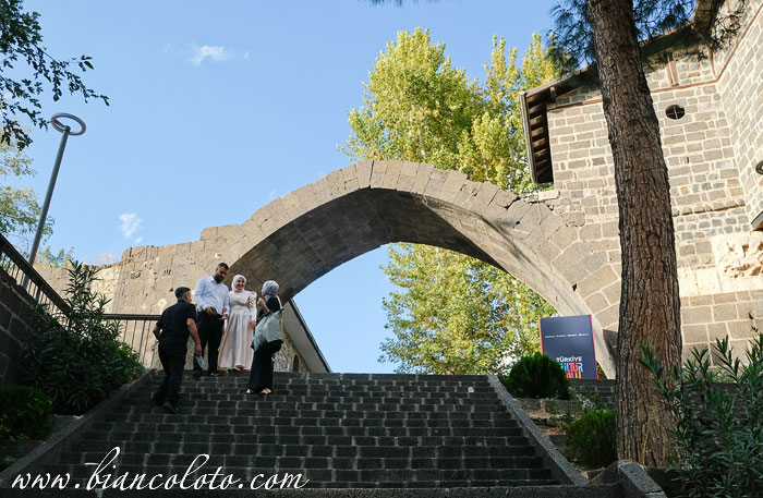 Арка Артукида. Диярбакыр