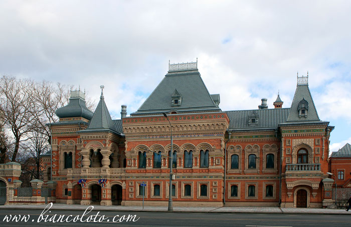 Резиденция французского посла в Москве -  дом купца Игумнова