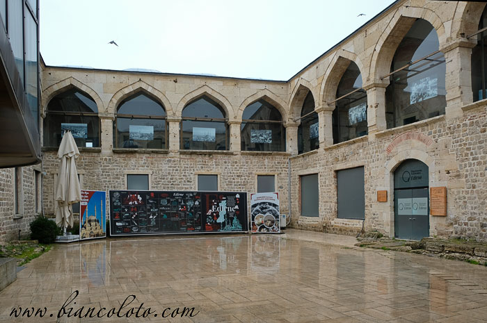 Деведжи хан (старая тюрьма). Эдирне