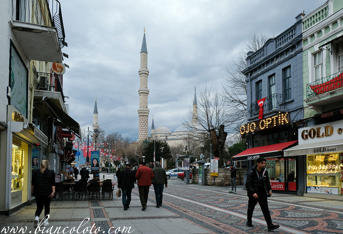 Мечеть Юч Шерефели. Эдирне