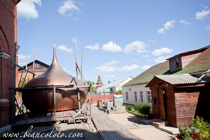 Территория Казанского монастыря