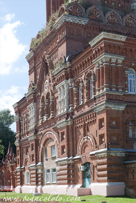 Колокольня Казанского монастыря