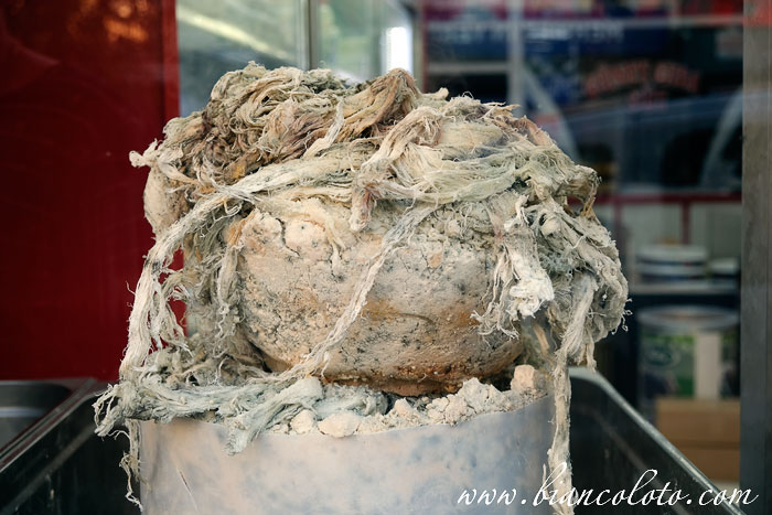 Сыр с плесенью (гёгермишь) из Эрзурума